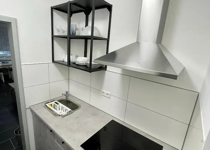 Urbanes Naehe Ece - Center & Schloss Karlsruhe