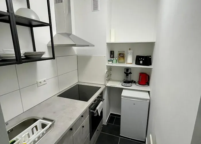 Urbanes Naehe Ece - Center & Schloss Karlsruhe